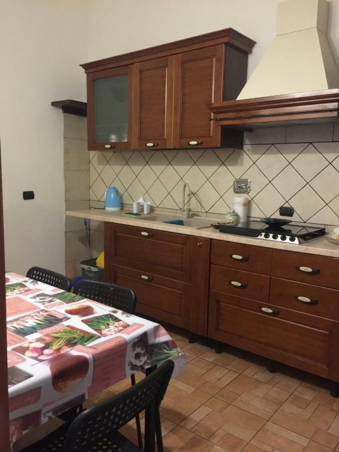 Mancini Michela Alloggio Uso Turistico Daire Acilia Dış mekan fotoğraf